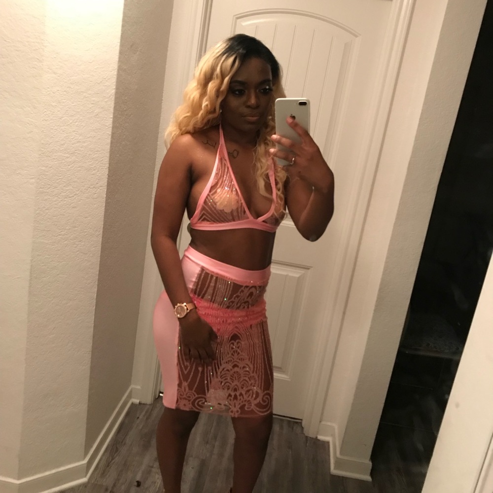 Two piece mesh set worn once